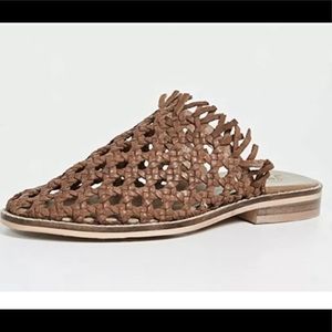 FREE PEOPLE BROWN WOVEN LEATHER MULES SIZE 39